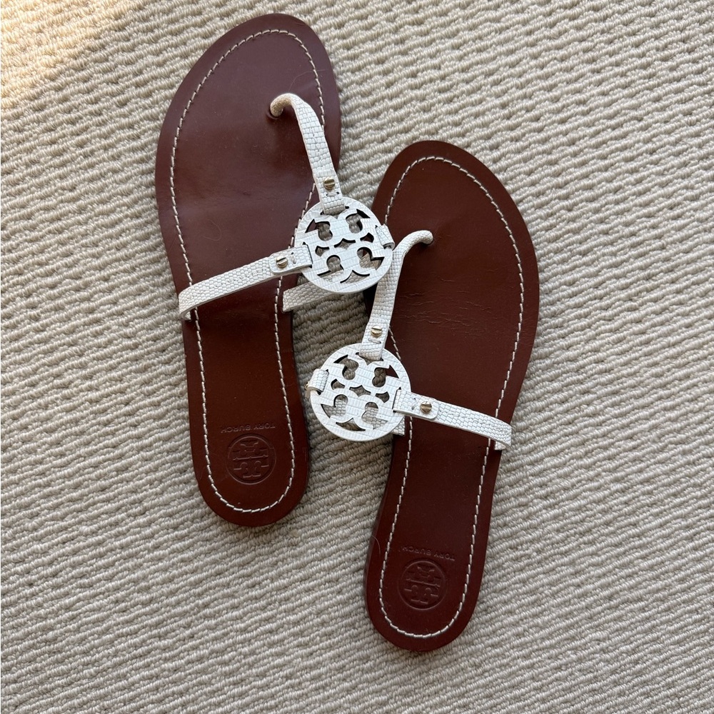Tory Burch White Leather Logo Thong Sandals size 8.5